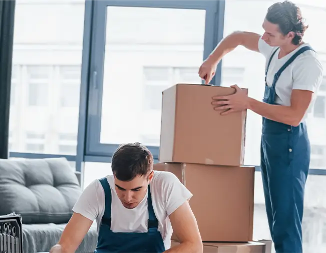 Bronte Movers team loading boxes
